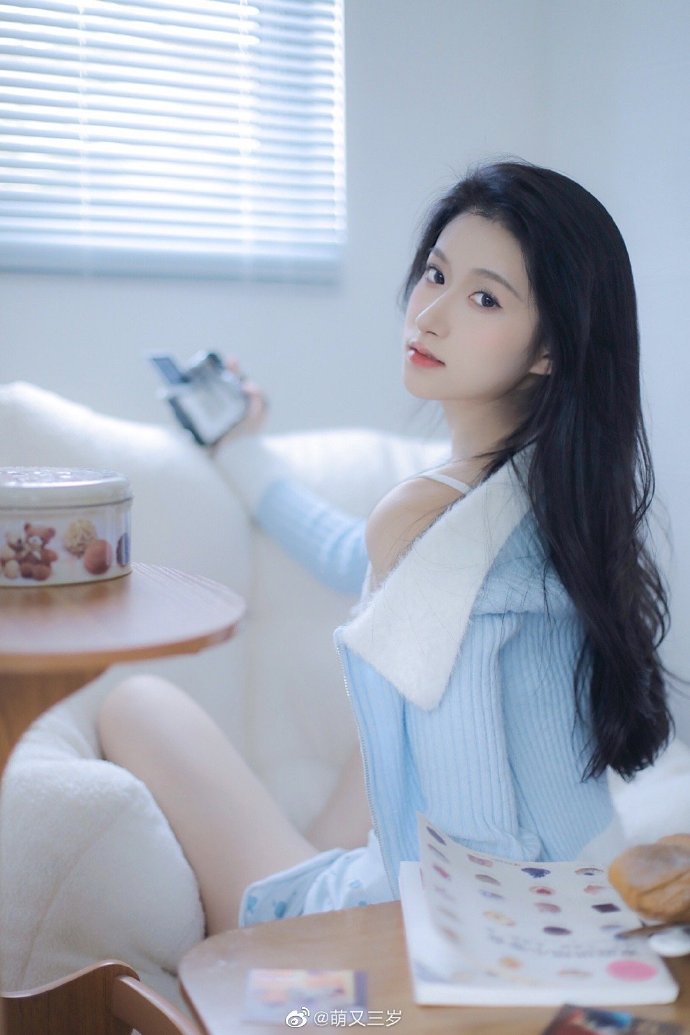 哈尔的移动城堡 封面